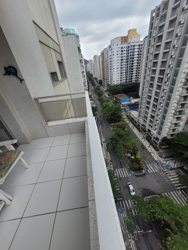 Apartment in Pitangueiras beach, Guaruja