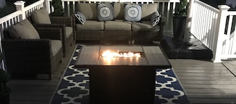 Lakefront home away from home with hot tub