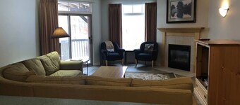 Bellaire Shanty Creek Resort Golf & Ski in Ski out Vacation Condo 616 706 6760