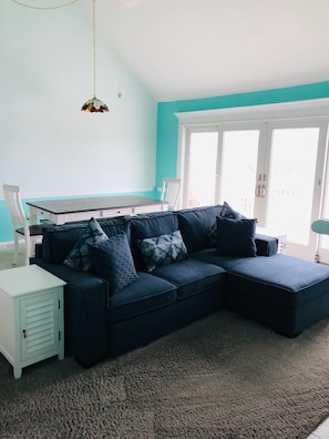TV - Vast Ocean Views at 15th Street Beach (North Wildwood)