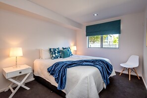 Appartement Premium | 3 chambres, ameublement personnalisé, fer et planche à repasser