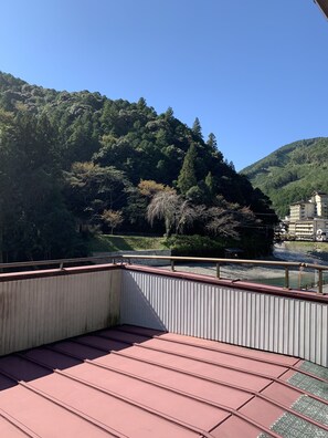 三人房, 吸煙房 (3rd floor) | 客房景觀