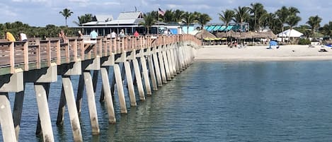 Beach nearby, sun-loungers, beach towels