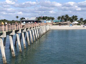 Beach nearby, sun-loungers, beach towels