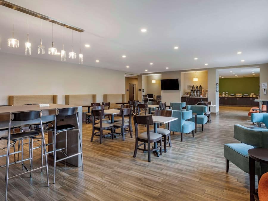 Sudah termasuk sarapan ala kontinental setiap hari