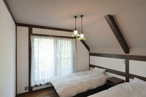 Western Style Room, Private Bathroom | Free WiFi - Pension Haku (Yamanouchi)