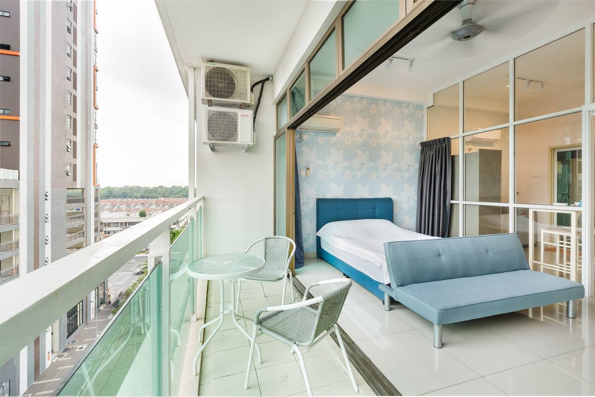 Deluxe studio (Apartment) | Een bureau, verduisterende gordijnen, geluiddichte muren