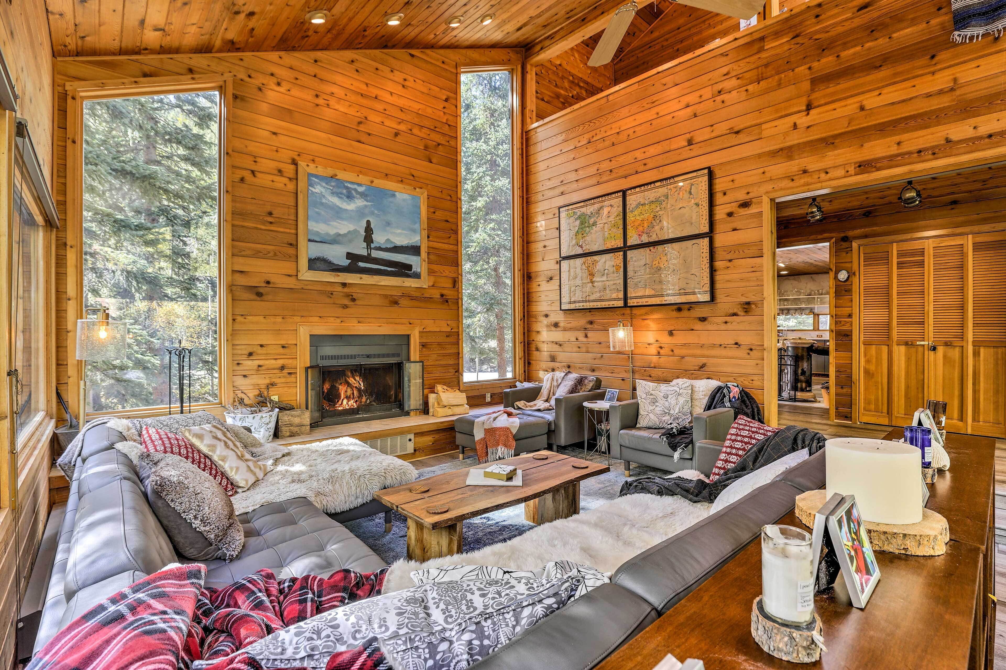 NEW! Quiet Dumont Home With Creek & Mtn Views!