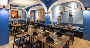 Breakfast, lunch served; international cuisine, al fresco dining  - Pi's Boutique Hotel (Sa Pa)