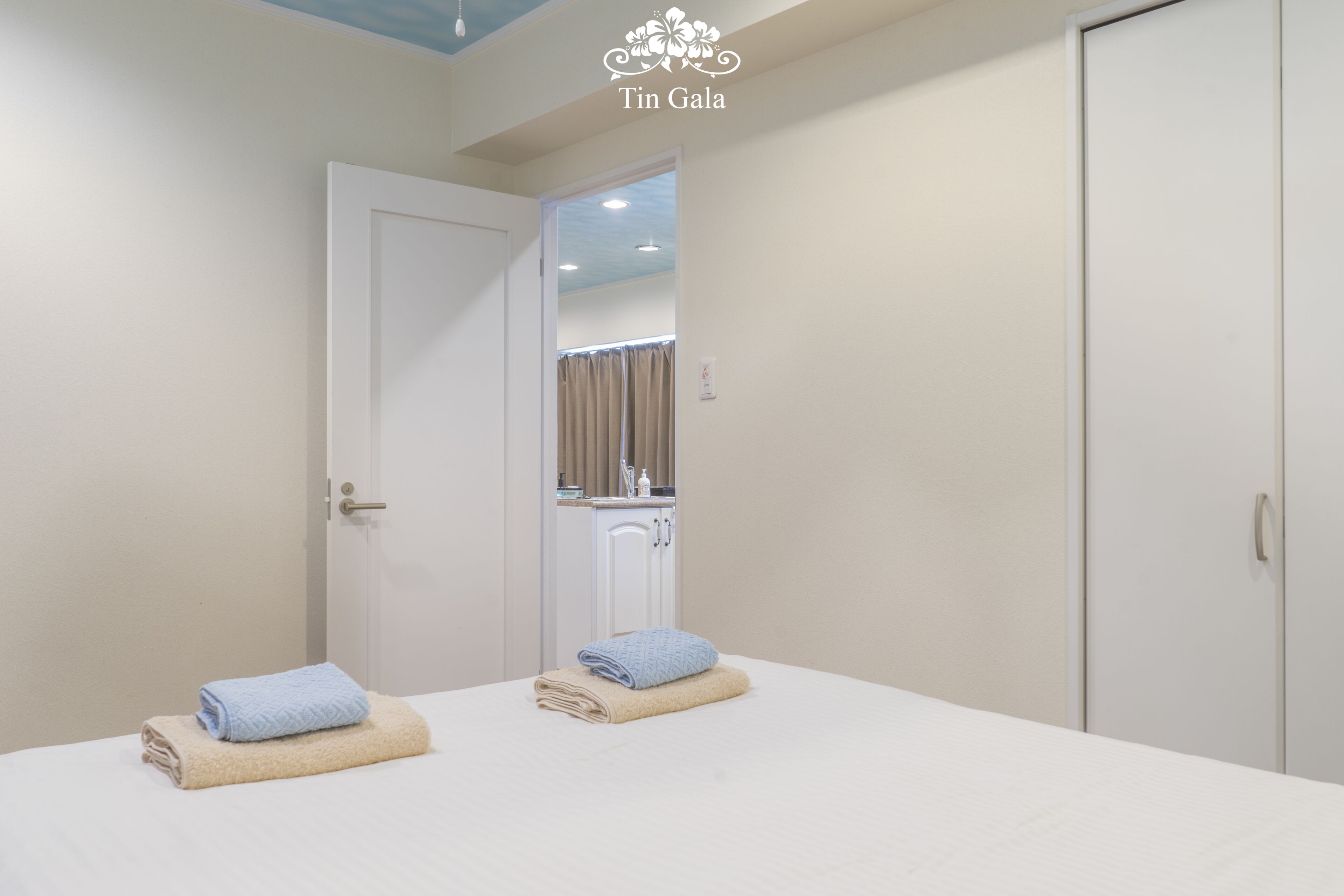 1 bedroom, iron/ironing board, bed sheets