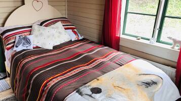Cottage | 1 bedroom, iron/ironing board, WiFi, bed sheets