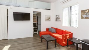 Studio | Ruang keluarga