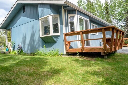 Alaskan Cozy Home for the Whole Family and Friends