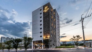 Ảnh chưa phân loại, 4 trong số 34 ảnh, nút