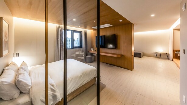 Ảnh chưa phân loại, 1 trong số 34 ảnh, nút