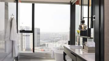 Literie de qualité supérieure, couette en duvet d'oie, minibar