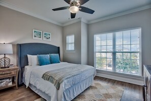 4 chambres, literie hypoallergénique, fer et planche à repasser, Wi-Fi