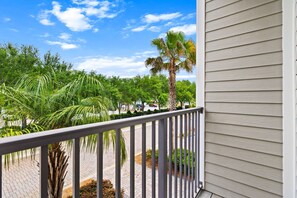 Property grounds - Sand Tusker Villa with Large Pool and Designer Interior (Miramar Beach)
