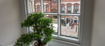 Library View Apartment -  Grade II Listed town centre apartment with parking