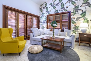 تلفزيون إل إي دي بحجم 32-بوصة يعرض قنوات تلفزيونية باشتراك مدفوع