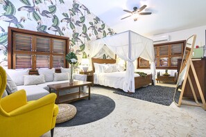 32-inch LED TV with cable channels, TV - Selectum Hacienda Punta Cana (Punta Cana)