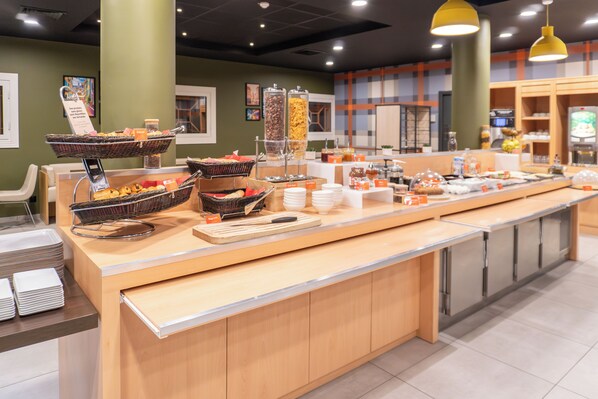 Daily buffet breakfast (EUR 12.50 per person)