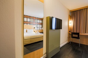 Literie hypoallergénique, espace de travail pour ordinateur portable