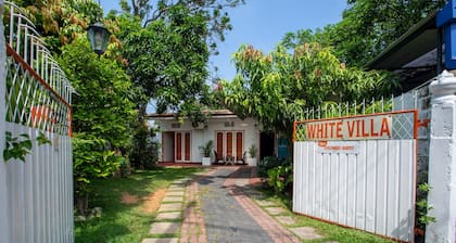 Yoho White Villa
