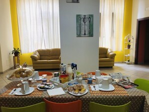 Free daily local cuisine breakfast