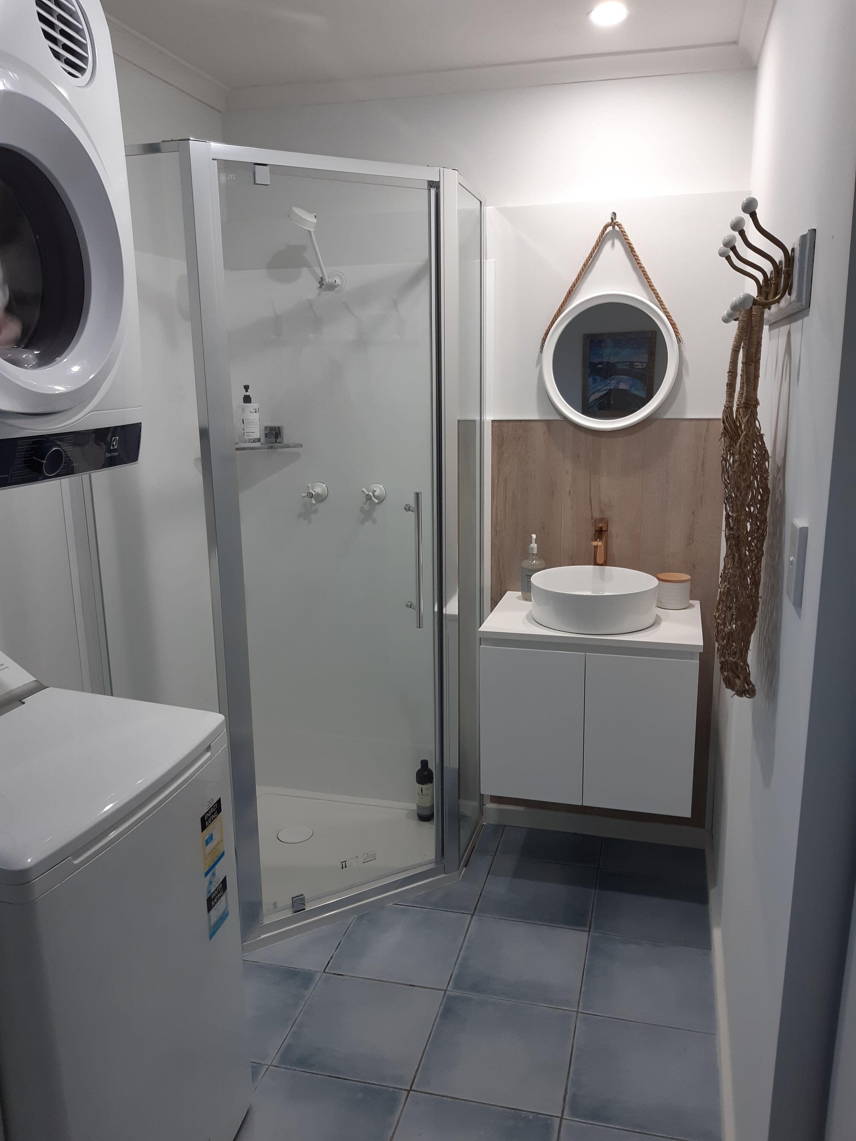 Sandpiper Beach House — image 15