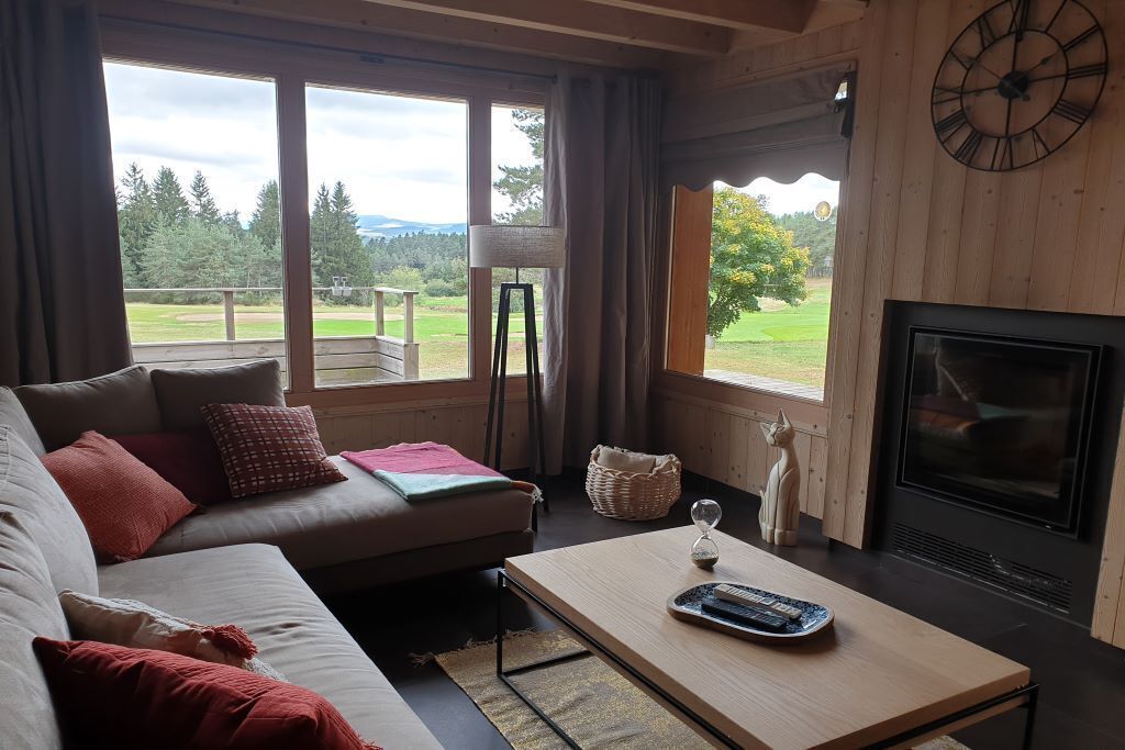 CHALET 6 people full nature view golf and Mont MEZENC