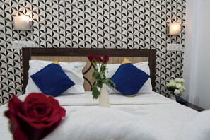 Habitación doble superior | Ropa de cama de alta calidad, minibar, wifi y ropa de cama 