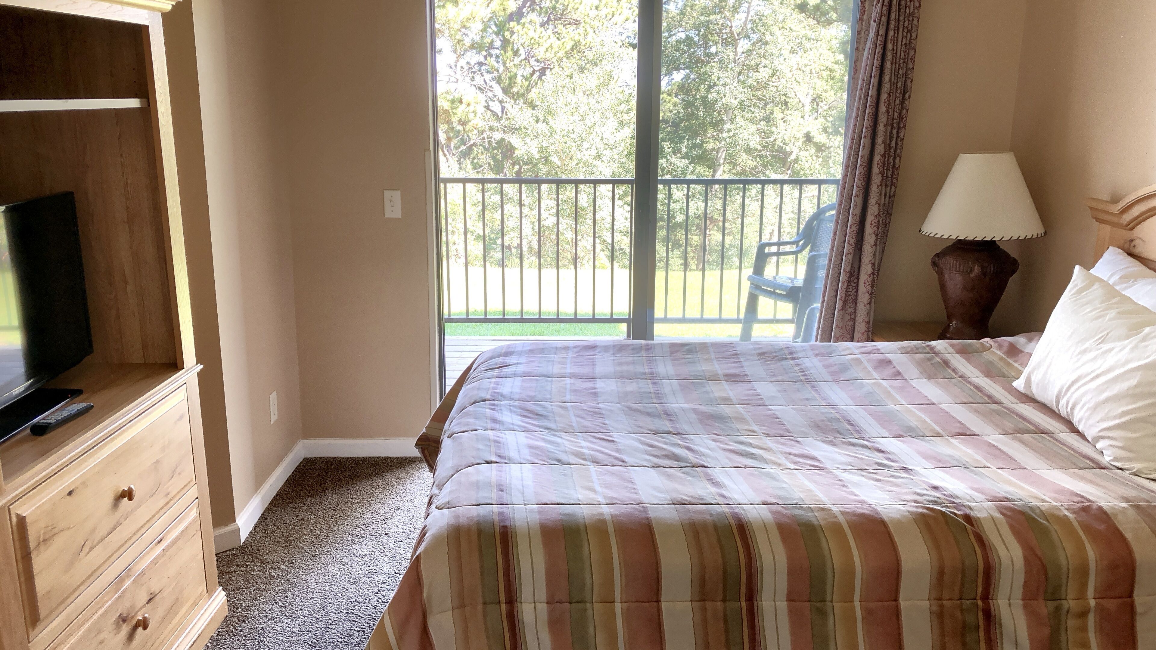 Remodeled Fully Furnished Barefoot Resort Condo at Terry Peak South Dakota!