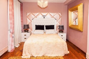 Appartement | 1 chambre, bureau, fer et planche à repasser, Wi-Fi gratuit