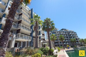 Exterior - 204 Juliette A, Waterfront Marina Residential (Cape Town)