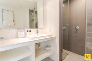 Apartment | Bathroom - 204 Juliette A, Waterfront Marina Residential (Cape Town)