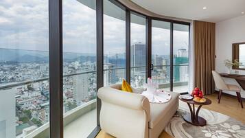 Chambre (Suite) | Vue depuis le balcon
