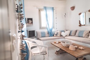 Living room - Traditional Paros House (Paros)