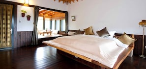 Deluxe Villa | Individually decorated, desk, blackout curtains, free WiFi