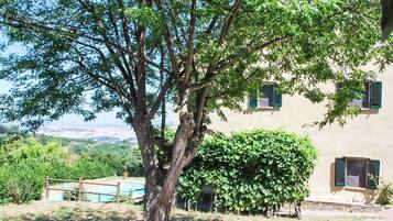 Enceinte de lâhĂ©bergement