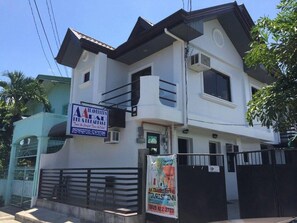 Exterior - AA Travellers Pad (Laoag)