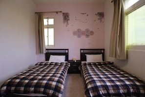 Standard Twin Room, Garden View | Free WiFi, bed sheets