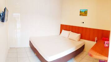 Superior Double Room | Desk, free WiFi, bed sheets