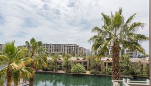 Apartment | Water view - 308 Juliette on the Waterfront Marina (Cape Town)