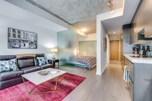 1 chambre, bureau, fer et planche Ă repasser, Wi-Fi