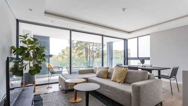 Apartment | Living room - 202 Warwick (Cape Town)