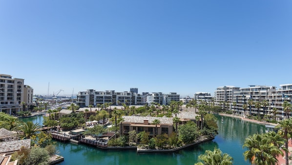 Apartment | Water view