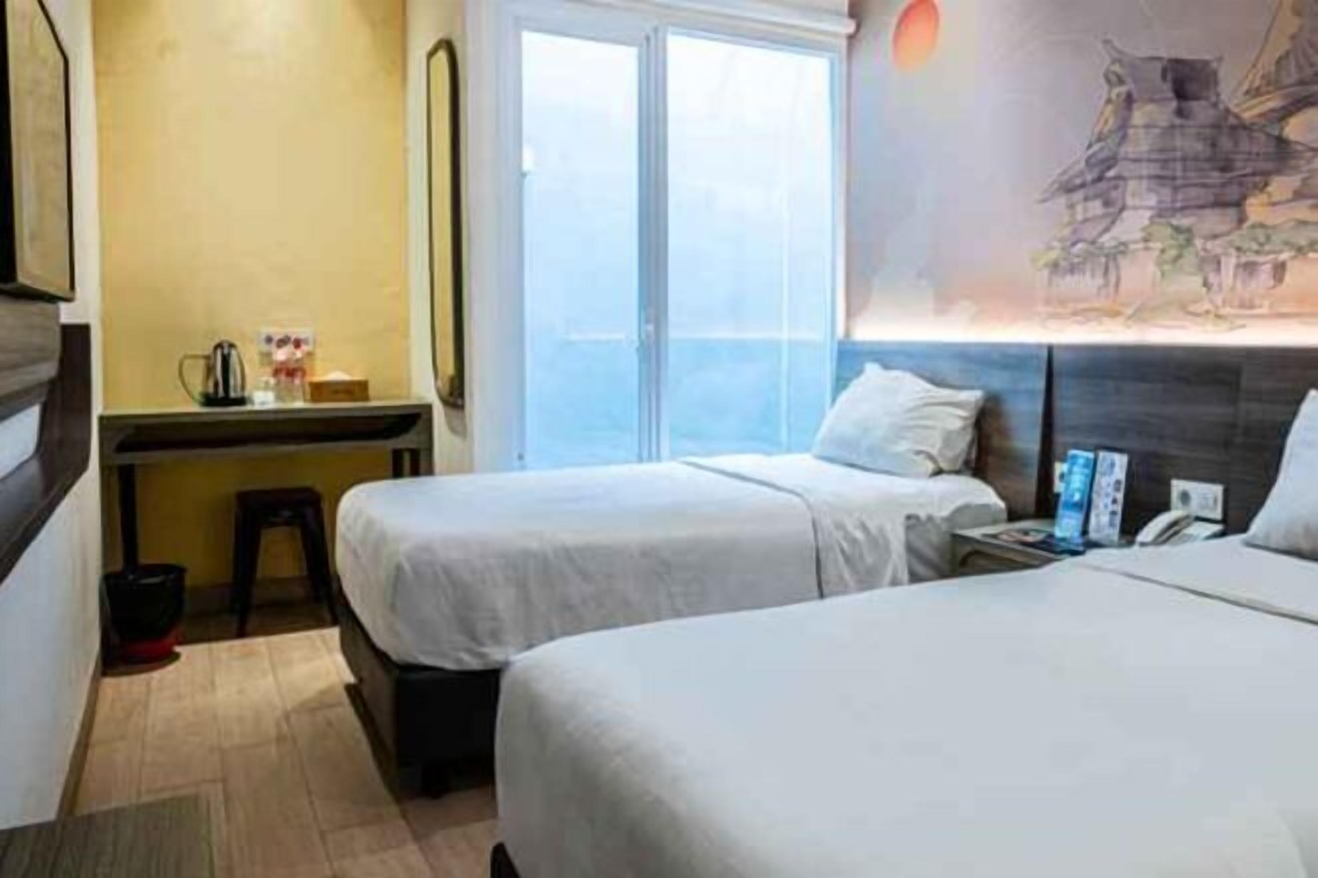 Desk, free WiFi, bed sheets