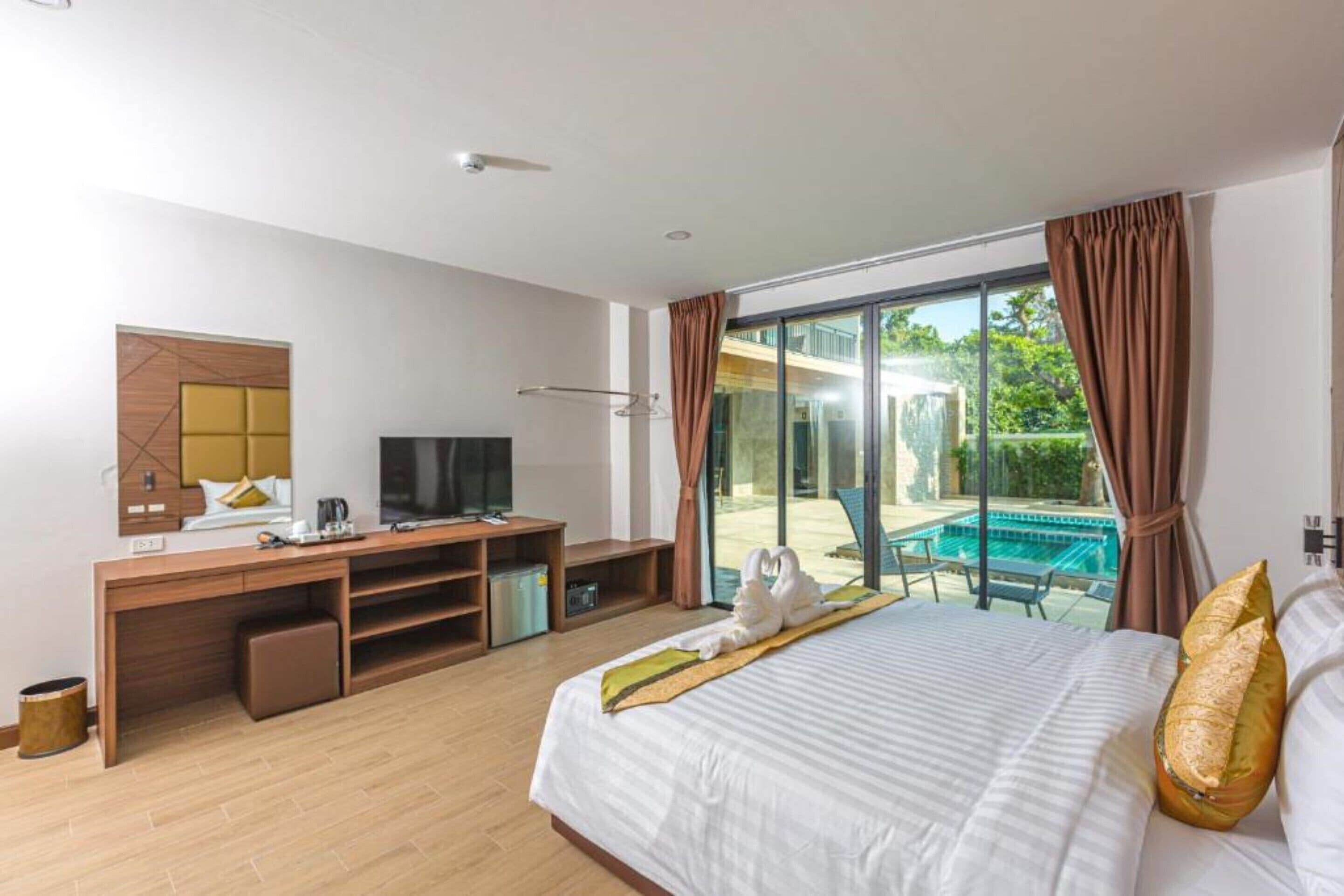 ห้องดีลักซ์ดับเบิล, ใช้สระว่ายน้ำได้ | วิวจากห้องพัก