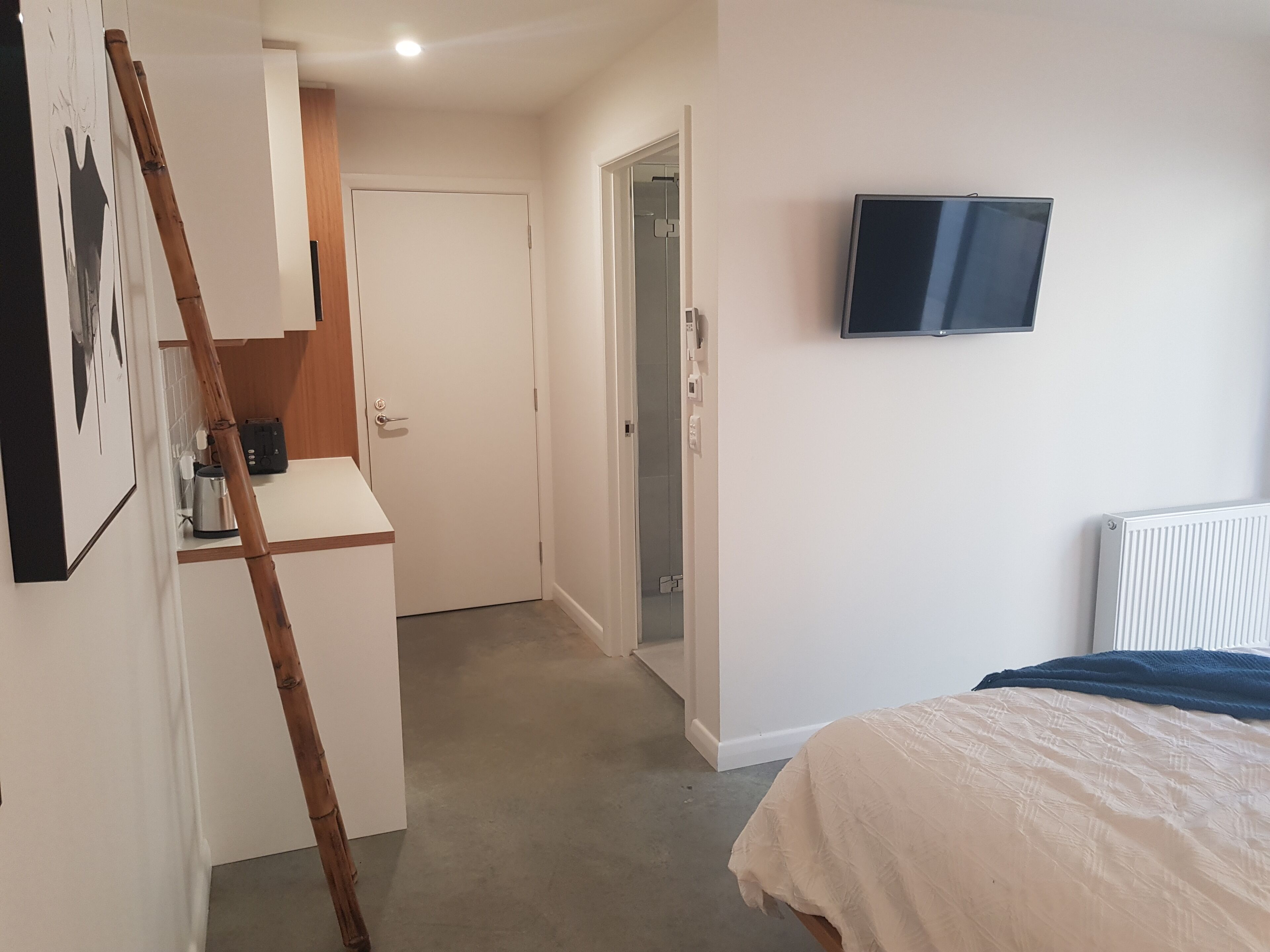 Private,  modern and close to town.